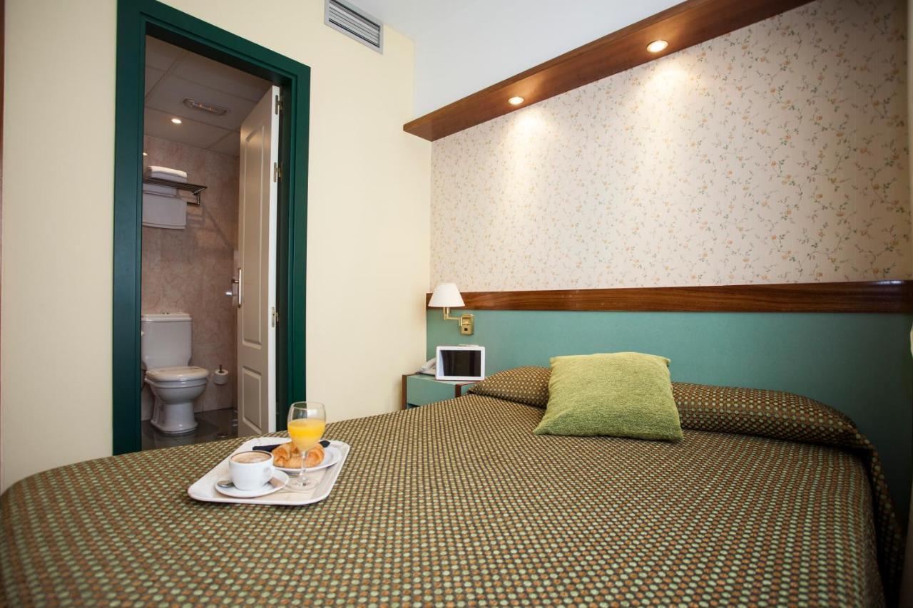 Hotel Jardin De Аранхес Екстериор снимка