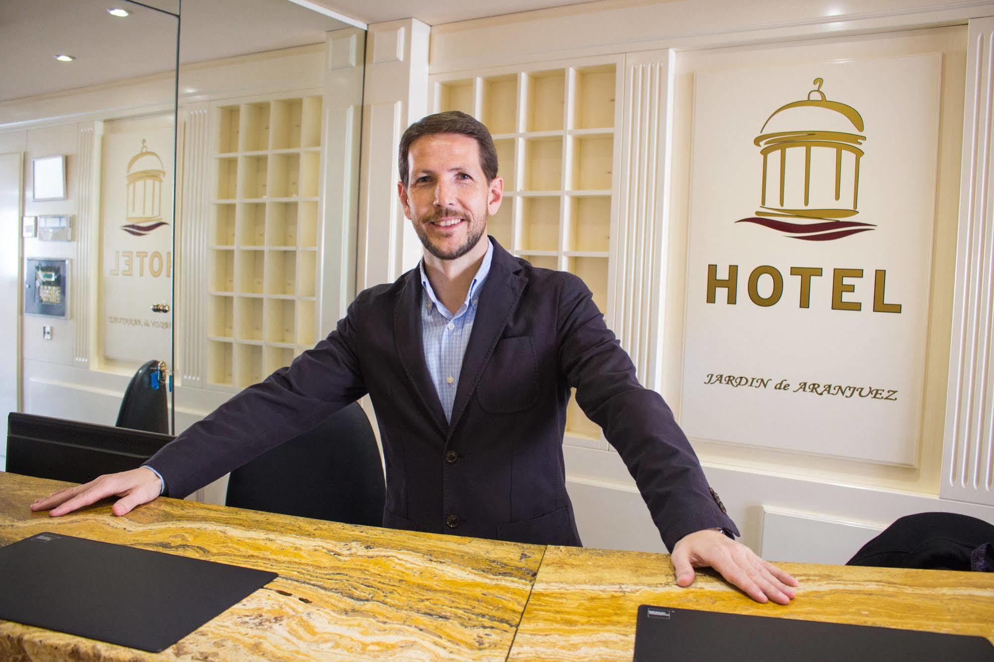 Hotel Jardin De Аранхес Екстериор снимка