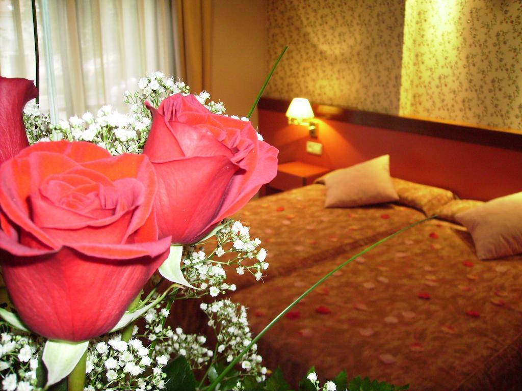 Hotel Jardin De Аранхес Екстериор снимка