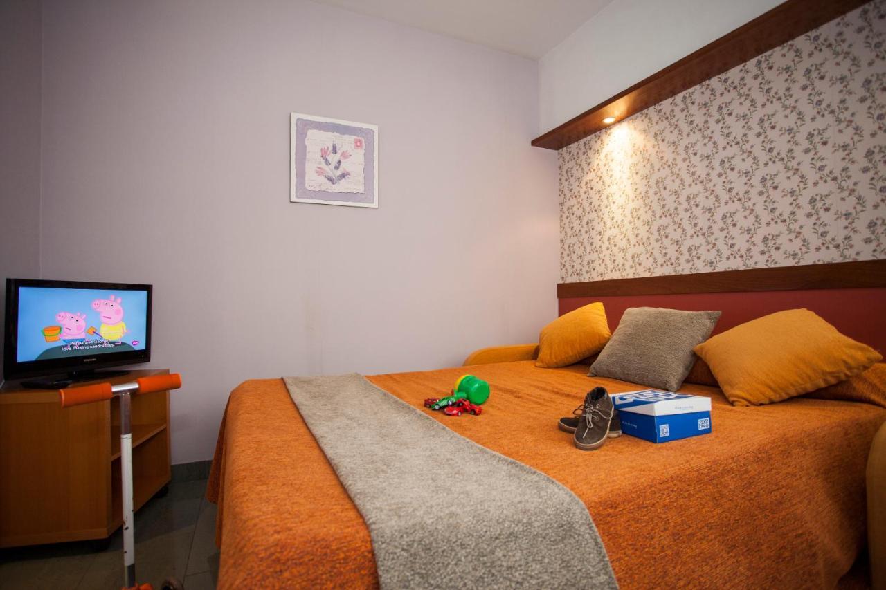 Hotel Jardin De Аранхес Екстериор снимка